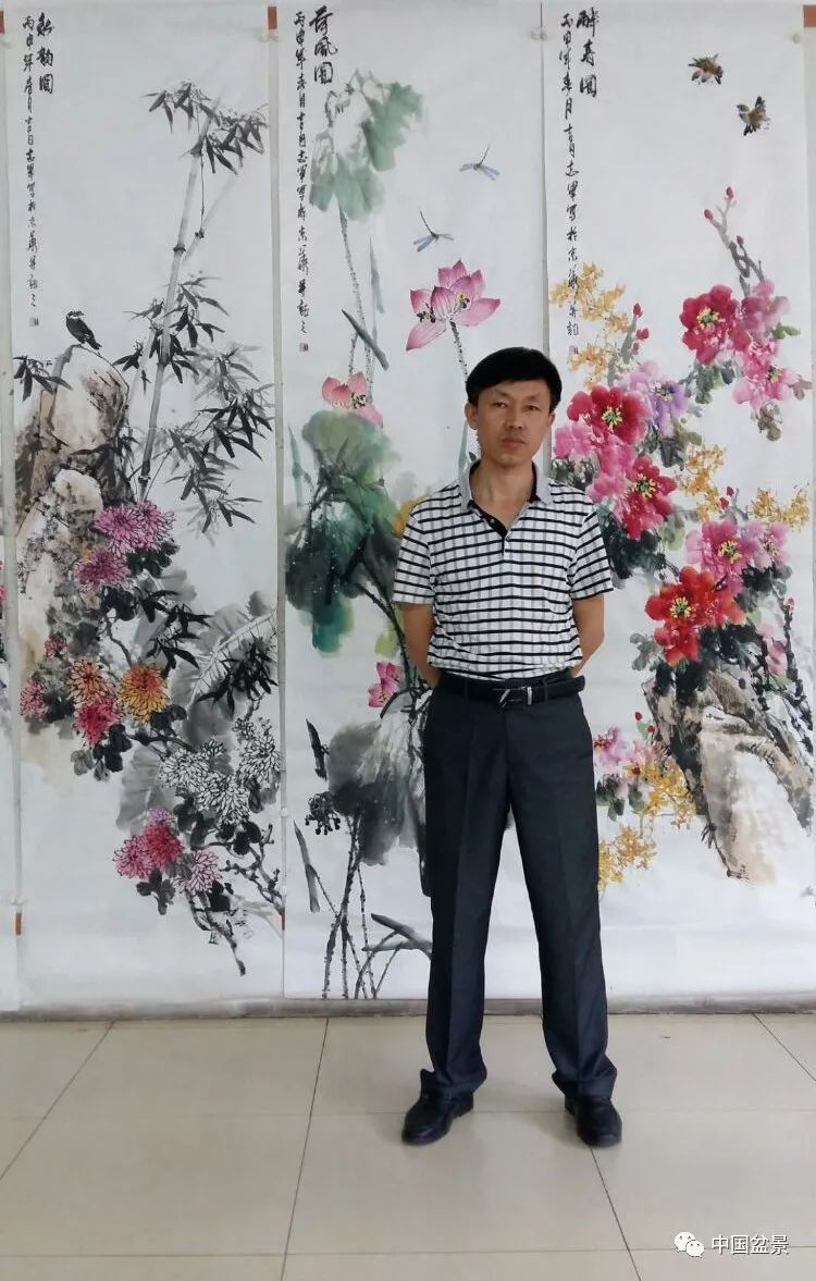 If there are no flowers in mind, how can you enjoy Wang Zhijun's flower and bird works