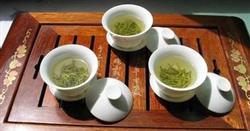 What are the ingredients of tea?