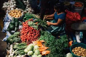 When you are in a bad mood, go to the vegetable market!