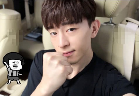 The fans of Deng Lun's new play raised 90,000 to hold a feast, but it aroused the anger of the fans.