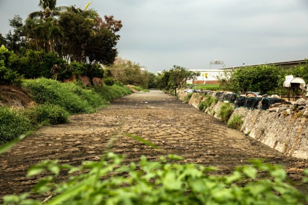 Dung flow into the river Wandan platoon residents look forward to the plan of 250.7 billion water construction but do not improve river pollution?