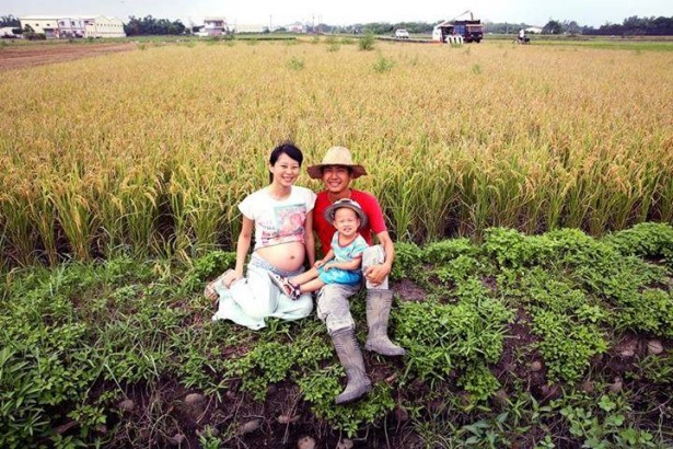 Yunlin small farmer A Shuo's dream of small green is raising funds in the warehouse.