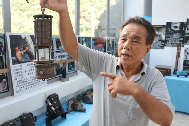 Don't forget the sons and daughters of coal mines who work hard for Taiwan's prosperity! The old miners set up their own museum to display photos of precious cultural relics