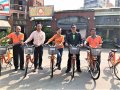 YouBike, Vice Secretary of the Ministry of Economic Affairs, led a roaming tour of Taichung food market.